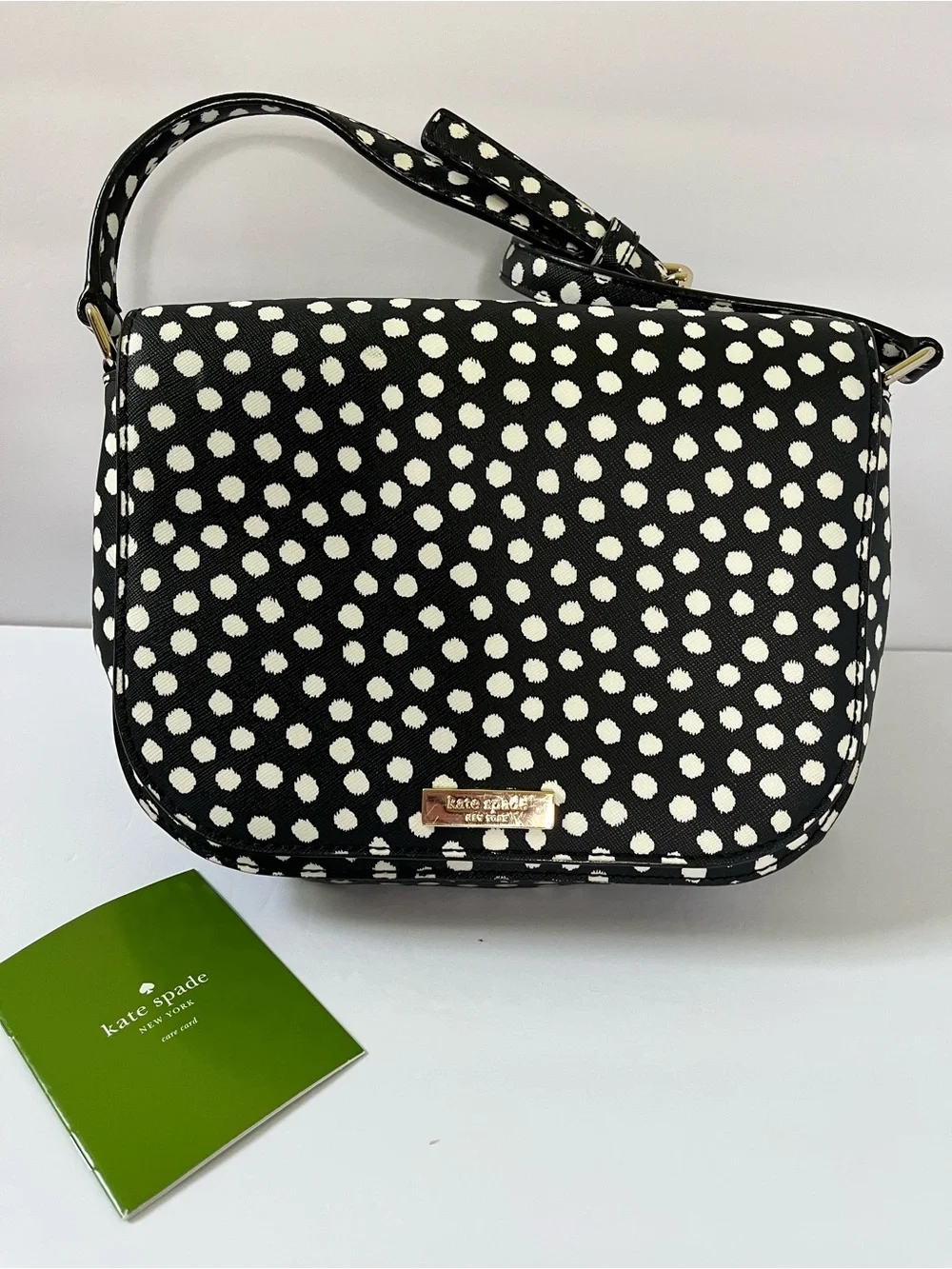 kate spade Black & White Polka Dot Large Laurel Way Carsen handbag EUC